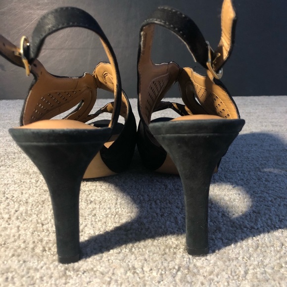 CLARKS Sandals - Picture 4 of 6